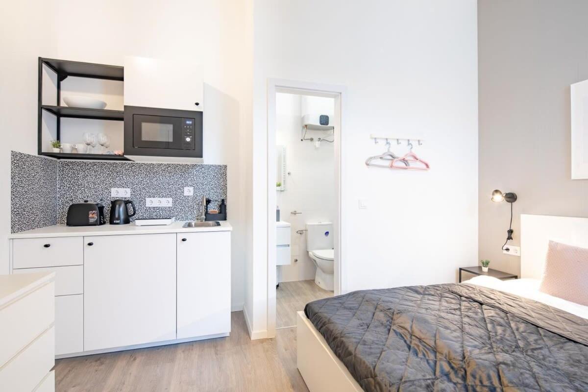 Extreme Central - Modern Mini Studio Budapest Luaran gambar