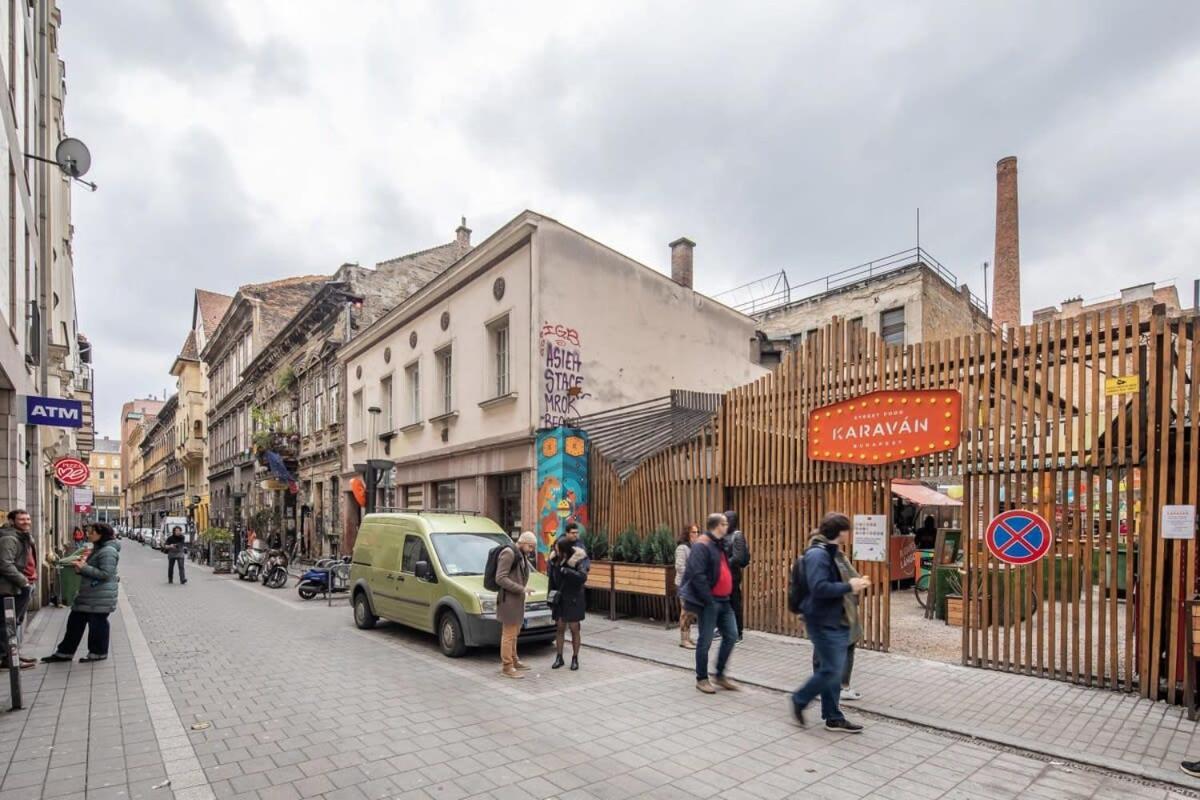 Extreme Central - Modern Mini Studio Budapest Luaran gambar